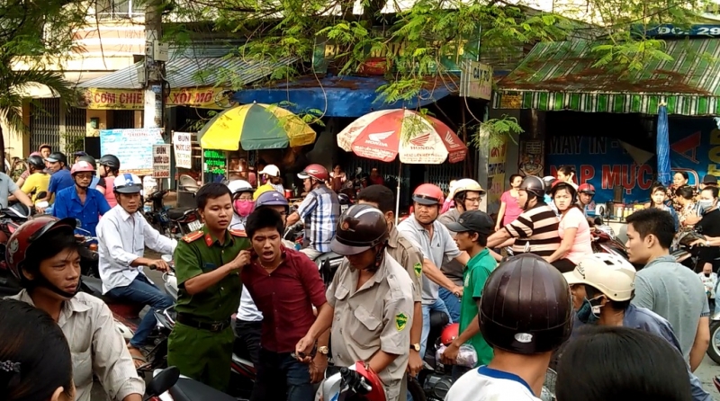 bi giat day chuyen thieu nu dung non bao hiem ha guc ten cuop