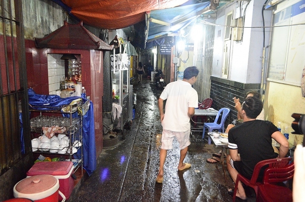 to truong quan ly do thi bi ong doan ngoc hai de nghi dieu chuyen vi de quan nhau lan chiem via he