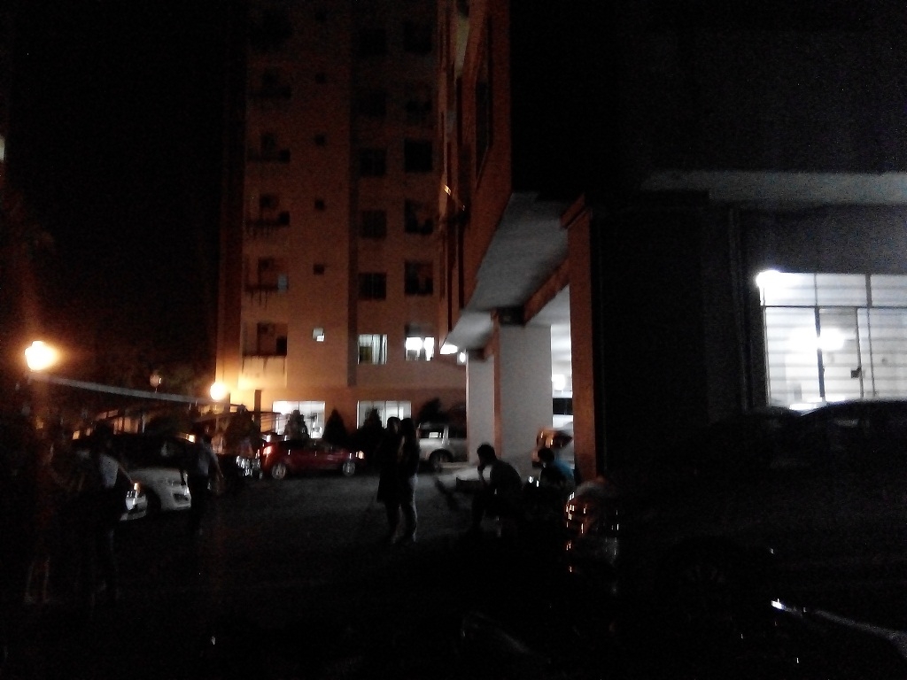 tp hcm nghi van nguoi dan ong nuoc ngoai khong che 2 em nho