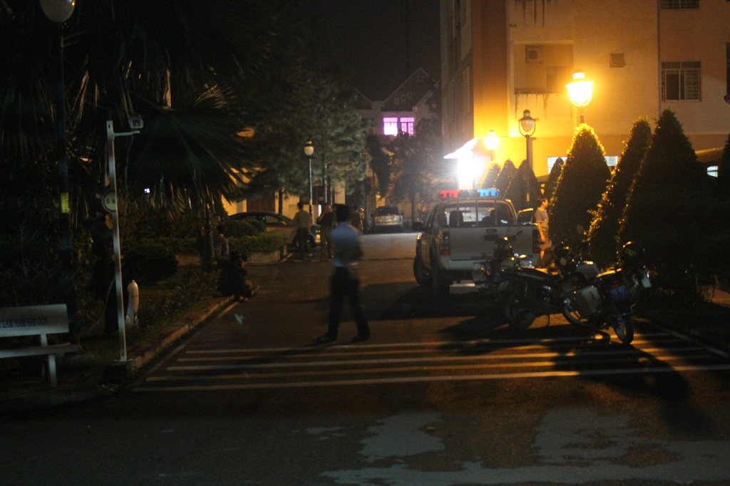 tp hcm nghi van nguoi dan ong nuoc ngoai khong che 2 em nho