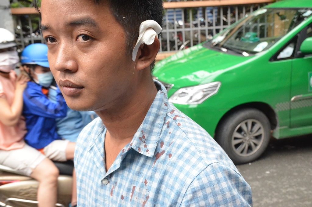 tp hcm xo xat trong quan an 3 nguoi bi thuong