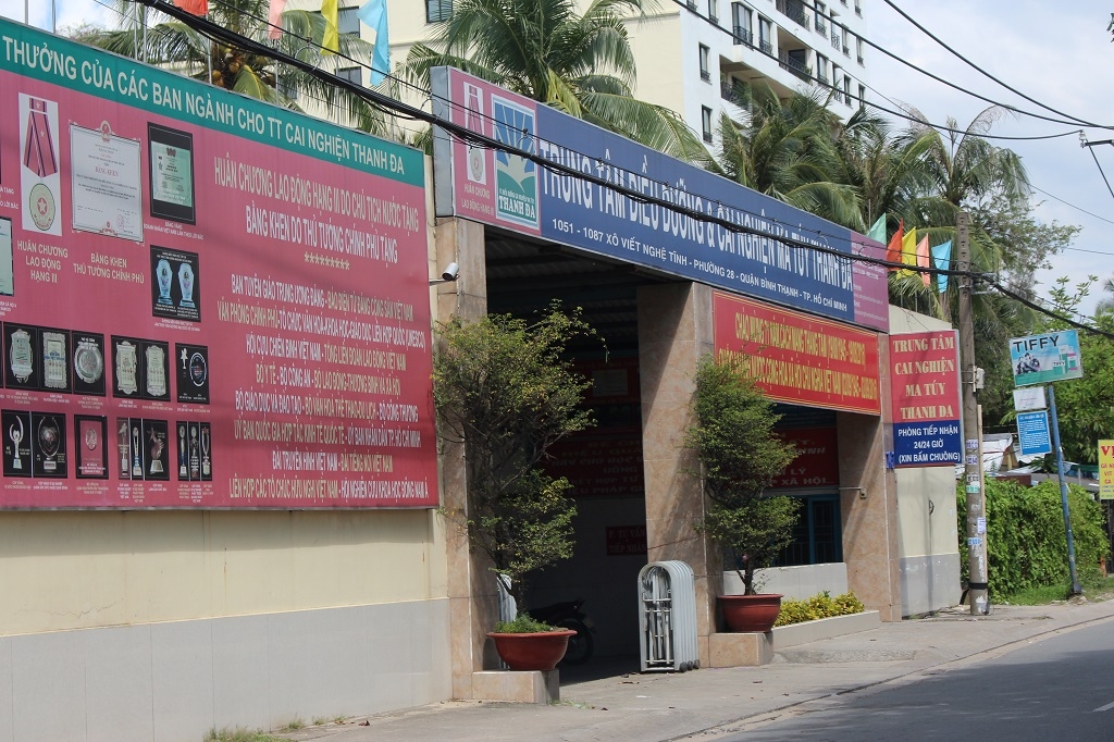 tin 24h qua them nguoi thanh ti phu vi trung so vietlott clinton khoc mai khong thoi