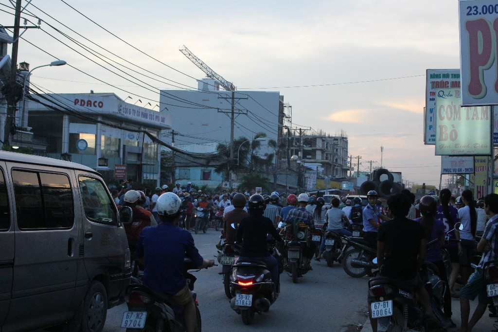 tp hcm lan lan xe tai gay tai nan chet nguoi