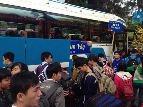 cuoi nam lo giu nguoi lao dong