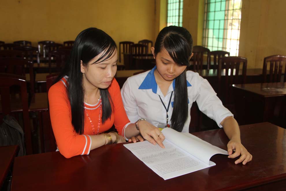 chuot da beo lam roi thong diep chong tham nhung cua nu sinh lop 11