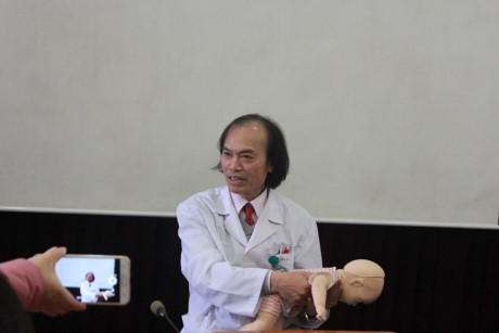 cuu con bi hoc bat cu phu huynh nao cung khong duoc bo qua