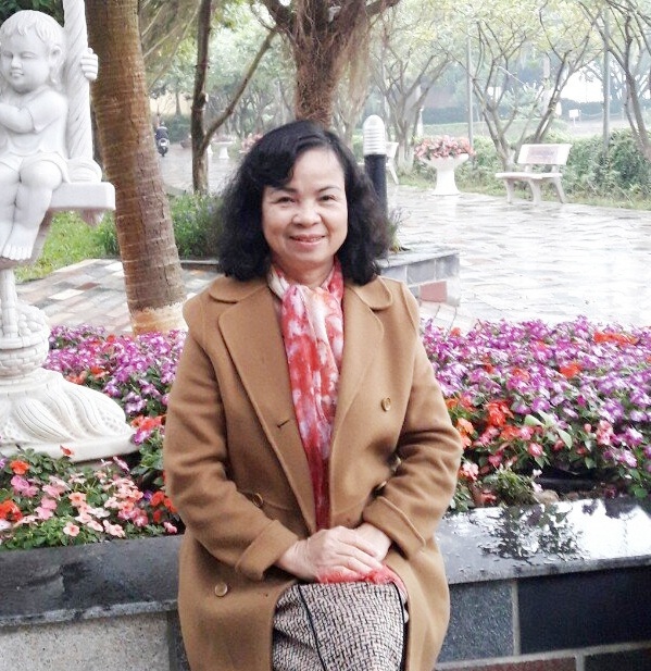 chuong trinh mon hoa hoc moi tang tinh thuc hanh va ket hop giao duc stem