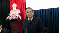 1 chuong trinh nhieu bo sgk giup huy dong duoc nguoi gioi cho phat trien giao duc