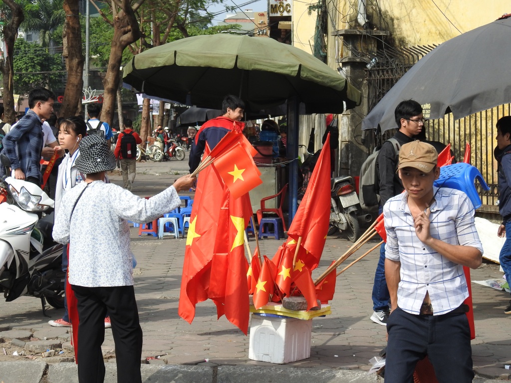 Gần 3.000 sinh viên Bách khoa cuồng nhiệt tập trung cổ vũ U23 Việt Nam gan 3000 sinh vien bach khoa cuong nhiet tap trung co vu u23 viet nam