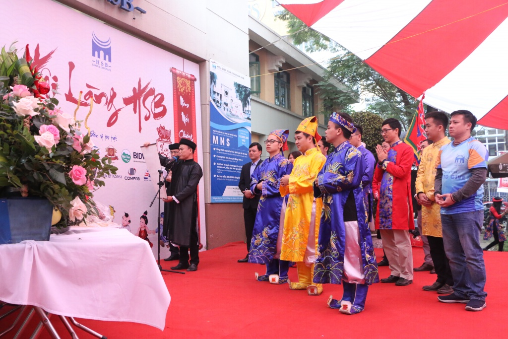 Sinh viên Quản trị kinh doanh tỏa sáng tại cuộc thi 'HSB The Face' chào năm mới 2019 sinh vien quan tri kinh doanh toa sang tai cuoc thi hsb the face chao nam moi 2019