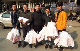 ĐH Giao thông vận tải tặng 13.000 suất quà cho sinh viên về quê ăn Tết