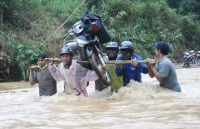 tuyen giao vien ra truong sa day hoc