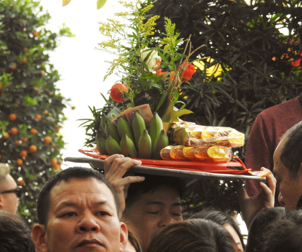 Những hình ảnh đẹp về cảnh người dân nô nức đi lễ cầu an trong ngày mùng 1 Tết nhung hinh anh dep ve canh nguoi dan no nuc di le cau an trong ngay mung 1 tet