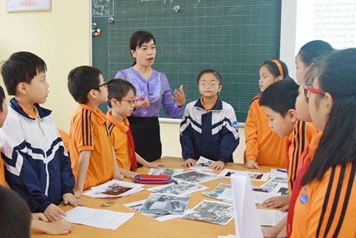 danh gia kieu hinh thuc thi chuan hieu truong the nao cung vo nghia