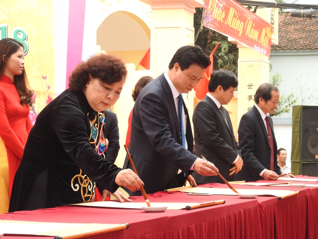 Hà Nội khai bút đầu xuân 2018 với 6 thông điệp ý nghĩa ha noi khai but dau xuan 2018 voi 6 thong diep y nghia
