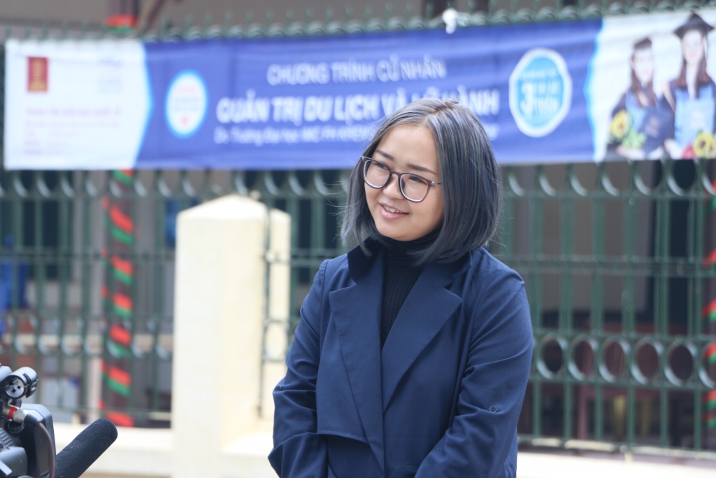 sinh vien nuoc ngoai tai viet nam chuc nguoi viet di choi tet 2019 an toan binh an