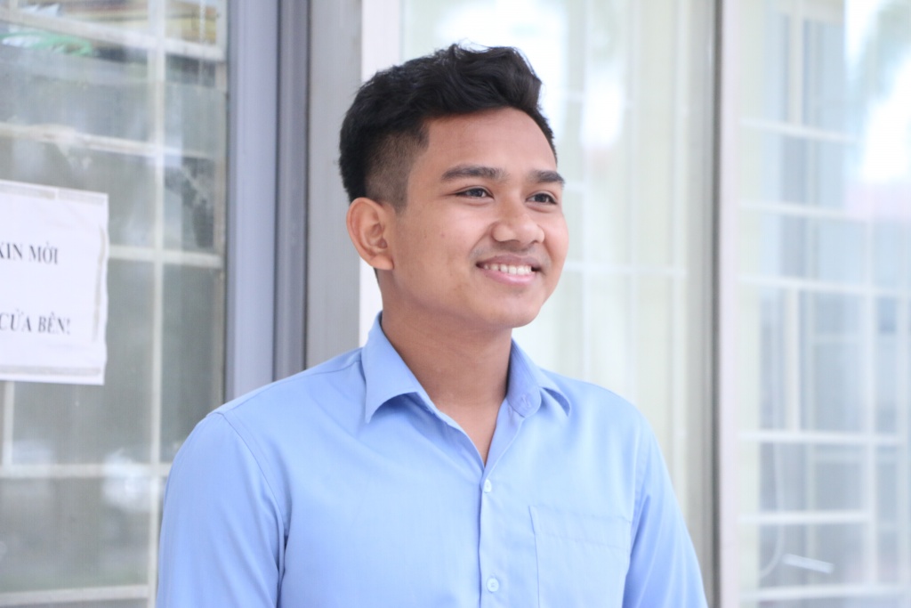 sinh vien nuoc ngoai tai viet nam chuc nguoi viet di choi tet 2019 an toan binh an