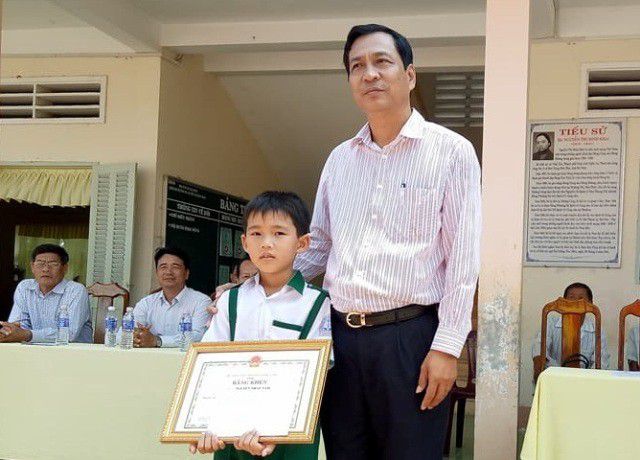 nhung hanh dong dep lay dong trai tim cu dan mang nam 2018