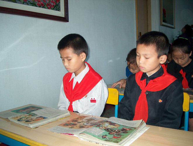 truong hoc o trieu tien day gi cho the he tre