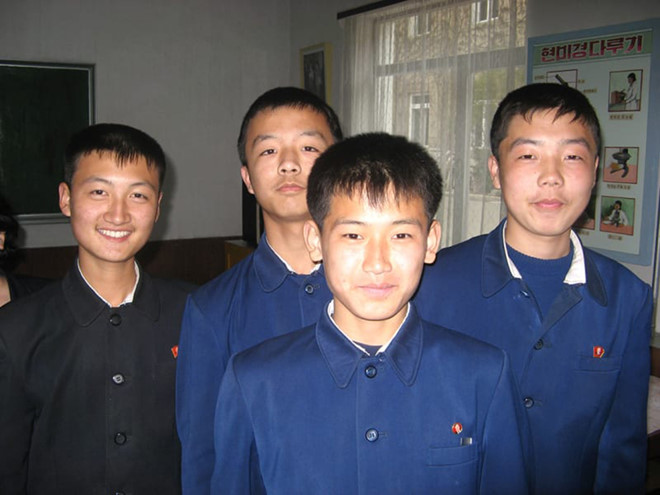 truong hoc o trieu tien day gi cho the he tre