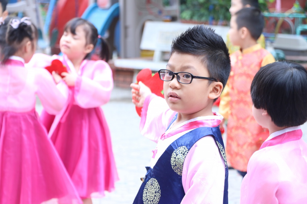 hoc sinh truong mau giao viet trieu huu nghi duoc day nhung gi