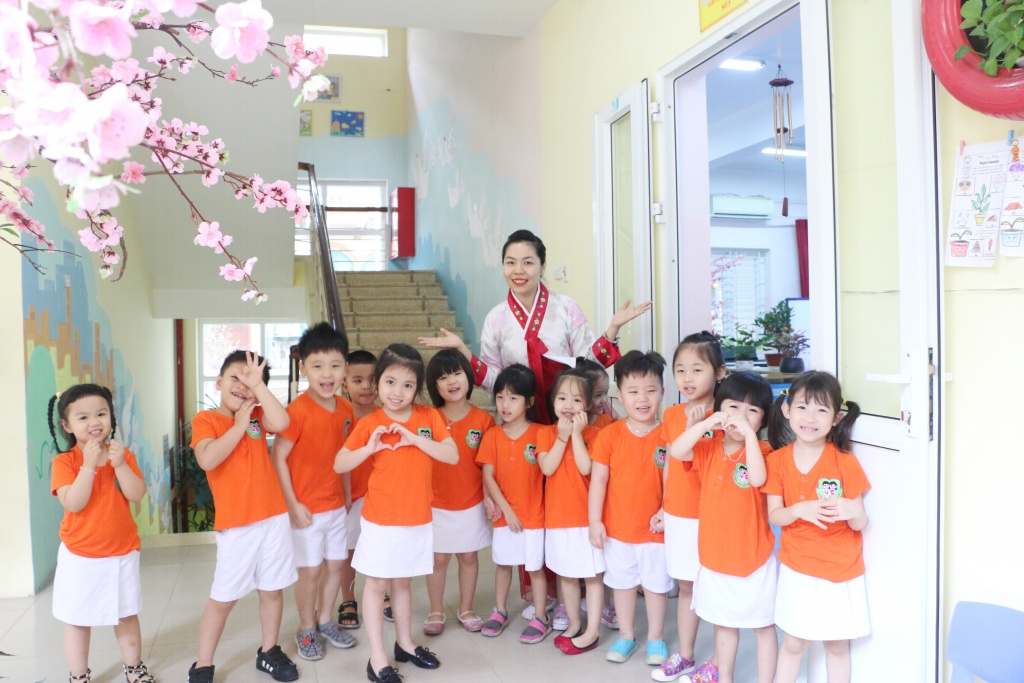 Học sinh Trường Mẫu giáo Việt - Triều Hữu Nghị được dạy những gì? hoc sinh truong mau giao viet trieu huu nghi duoc day nhung gi