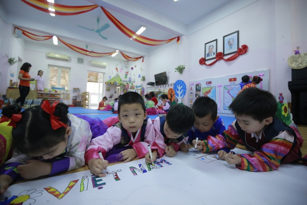 hoc sinh truong mau giao viet trieu huu nghi duoc day nhung gi