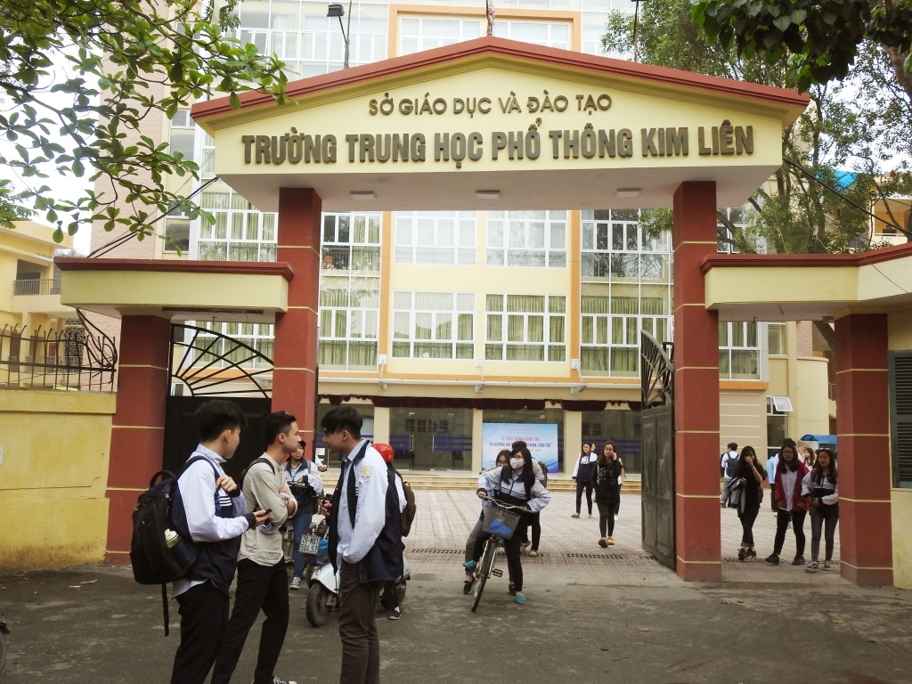 thi sinh boi roi voi cau hoi tinh huong bai thi to hop khoa hoc xa hoi