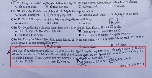 thi sinh boi roi voi cau hoi tinh huong bai thi to hop khoa hoc xa hoi