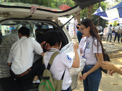 tang 2000 suat com mien phi cho thi sinh tai chuong trinh tu van mua thi