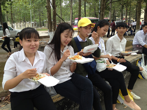 tang 2000 suat com mien phi cho thi sinh tai chuong trinh tu van mua thi