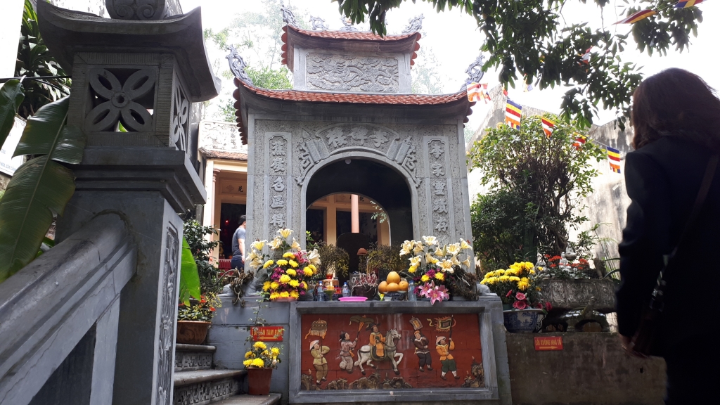 Ngôi chùa 'không có hòm công đức' và câu chuyện về pho tượng táng cổ ở Chùa Tiêu ngoi chua khong co hom cong duc va cau chuyen ve pho tuong tang co o chua tieu