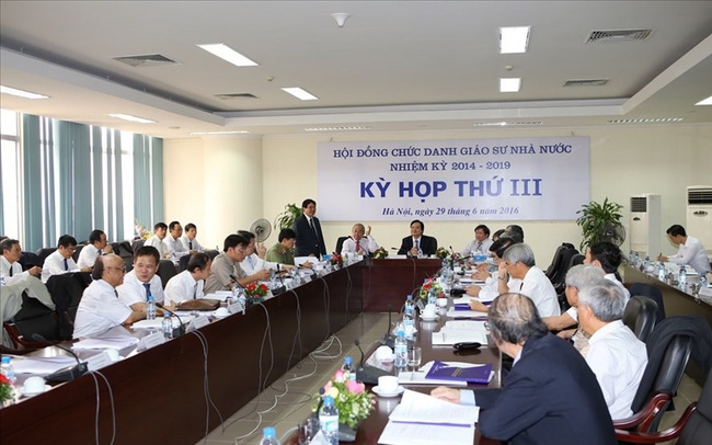 Công bố kết luận rà soát chính thức, 1.131 người đạt tiêu chuẩn giáo sư, phó giáo sư năm 2017 cong bo ket luan ra soat chinh thuc se ky quyet dinh cong nhan 1131 giao su pho giao su nam 2017