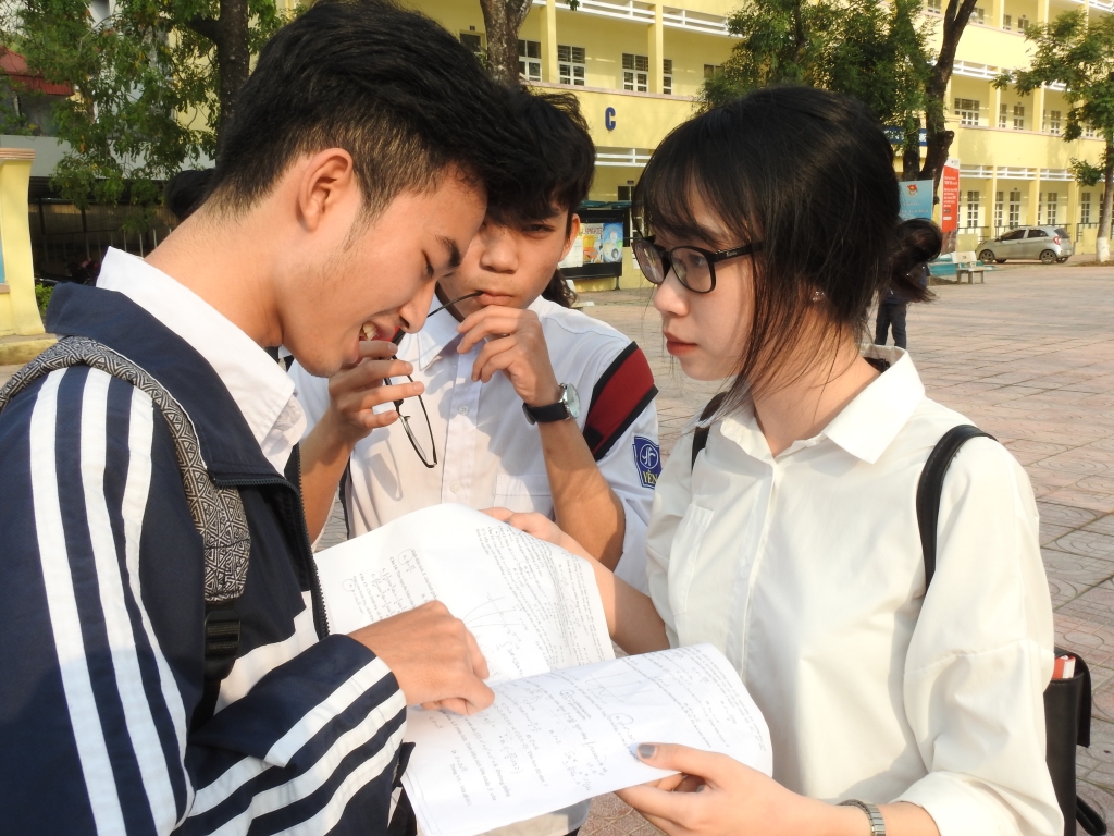 Hôm nay, học sinh lớp 12 Hà Nội bắt đầu thủ tục thi khảo sát như thi THPT quốc gia hom nay hoc sinh lop 12 ha noi bat dau thu tuc thi khao sat nhu thi thpt quoc gia