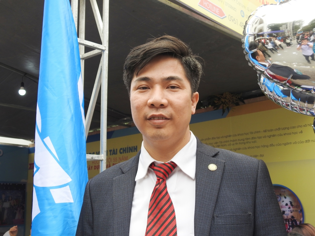 Sinh viên HV Tài chính có việc làm sau một năm tốt nghiệp đạt tỉ lệ 97,72% sinh vien hv tai chinh co viec lam sau mot nam tot nghiep dat ti le 9772