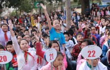 Hơn 1.200 học sinh tiểu học Hà Nội tranh tài thi tiếng Anh