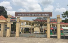 Cô giáo quỳ xin lỗi phụ huynh: Lập hội đồng kỷ luật xử lý hiệu trưởng