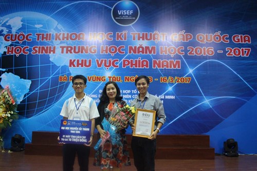 dam me khoa hoc ky thuat nam sinh 9x truong thanh tu nhung cuoc thi