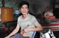 quang ninh 12 du khach trung quoc phai cap cuu vi ngo doc
