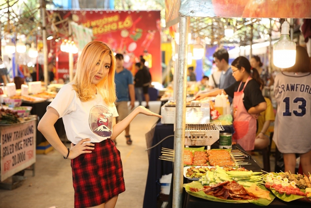 gioi tre sai gon cung cac ngoi sao vpop quay tung tai le hoi choi hang nong