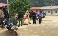 vu bua an chi co bun va 2 cai nem phu huynh ngac nhien voi cach hach toan bua an cua truong ban mai