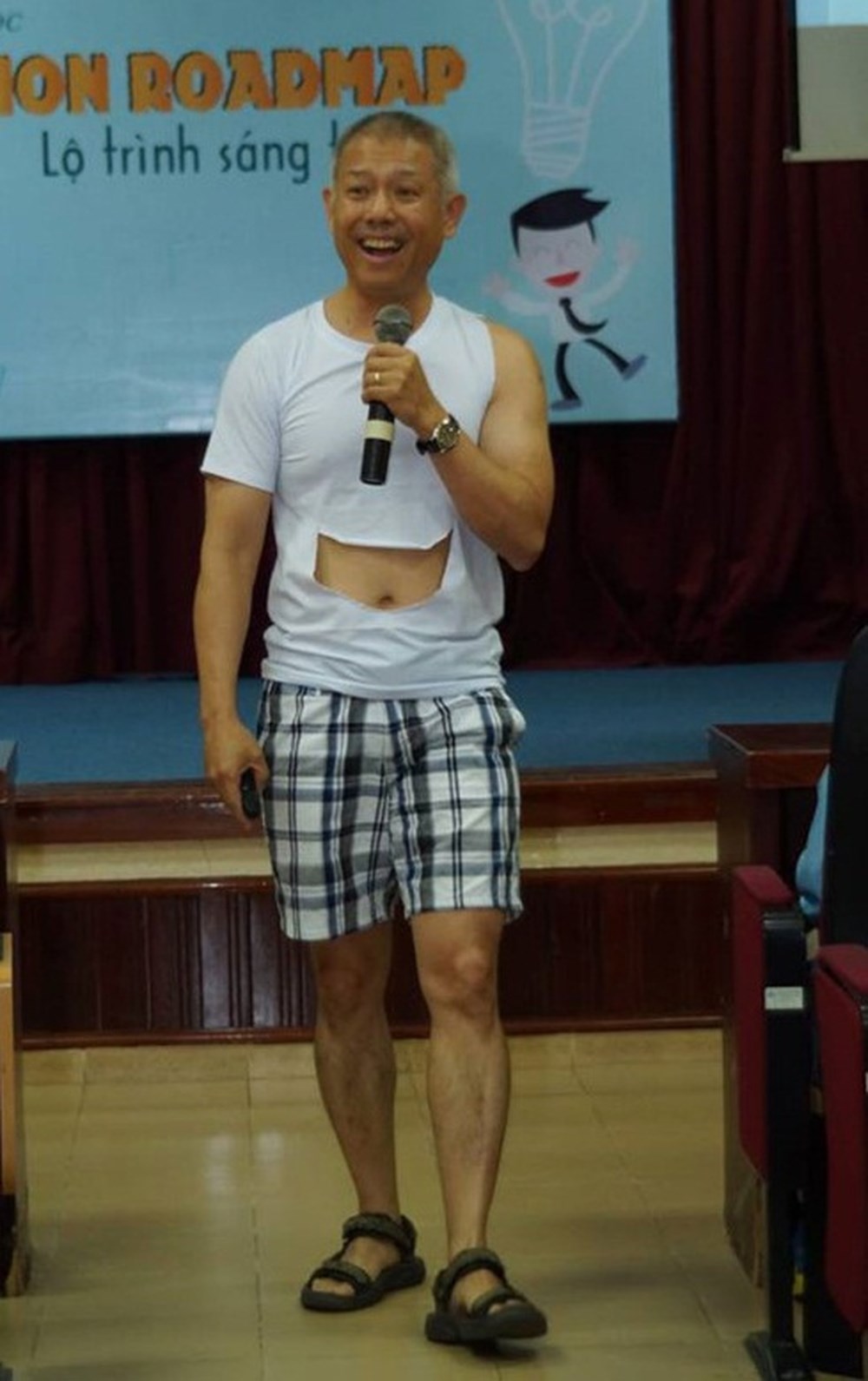 Giáo sư Mỹ không đủ chuẩn làm Hiệu trưởng ĐH ở Việt Nam - Điều gì 'ngáng chân' ông Trương Nguyện Thành? giao su my khong du chuan lam hieu truong dh o viet nam dieu gi ngang chan ong truong nguyen thanh