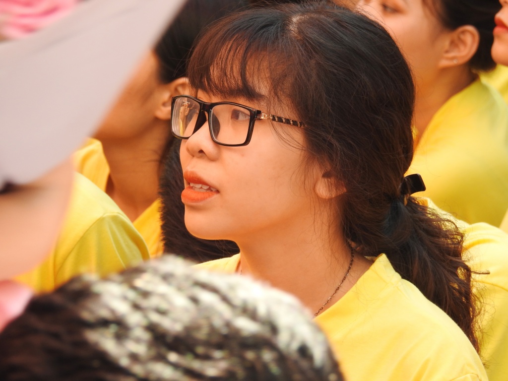 Vẻ đẹp bình dị của học sinh Trường THPT Nguyễn Bỉnh Khiêm trong ngày chia tay ve dep binh di cua hoc sinh truong thpt nguyen binh khiem trong ngay chia tay
