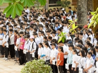chup anh chua du hay sao ma con viet bay chu hao len di tich