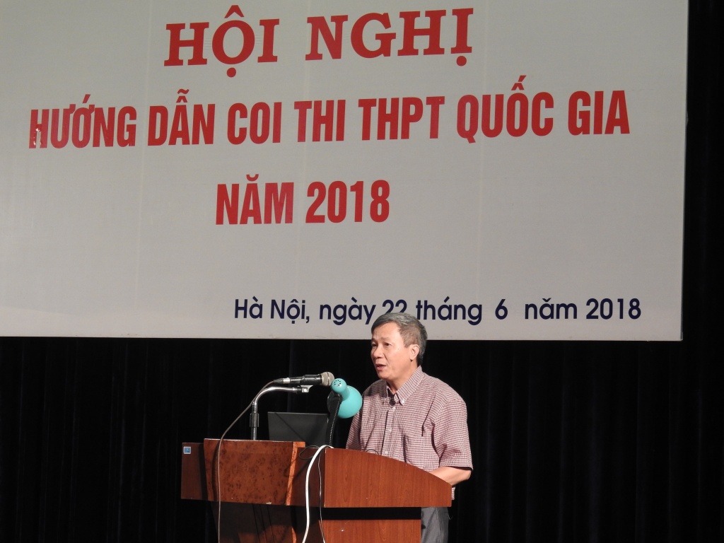 Thi THPT quốc gia 2018: Có điểm thi đã vận động các hàng quán cạnh cổng trường tạm thời đóng cửa thi thpt 2018 co diem thi van dong cac hang quan canh cong truong tam thoi dong cua