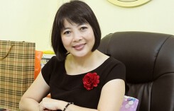 Con vào lớp 1, mẹ nháo nhào cho con học thêm, cô hiệu phó khuyên gì?
