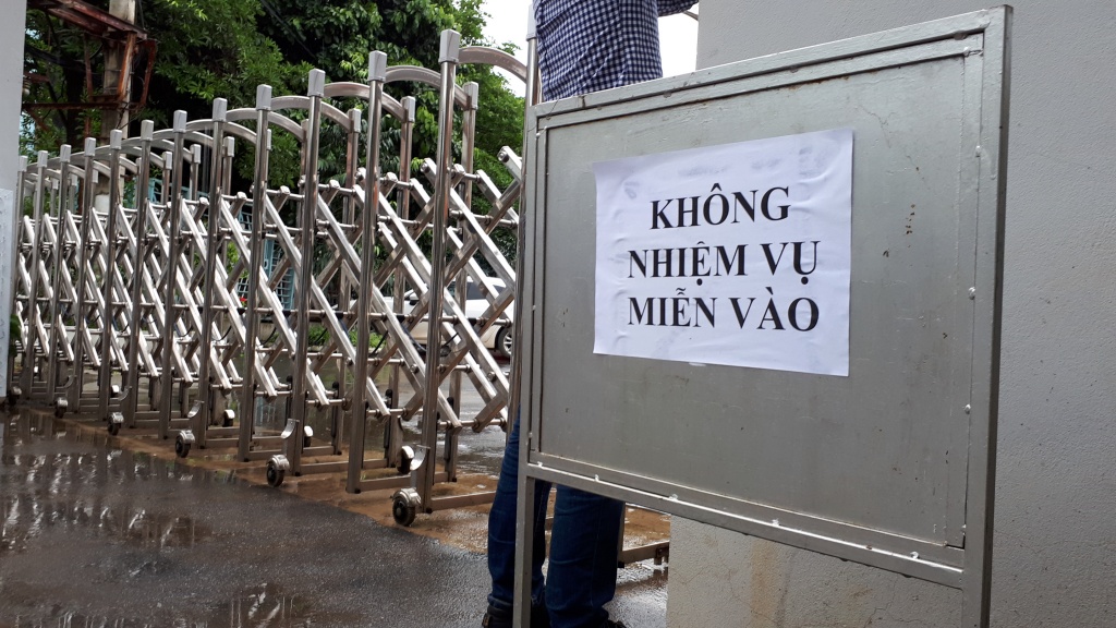 bo gddt se tiep tuc ra soat diem thi cao bat thuong tai son la ngay trong dem 207