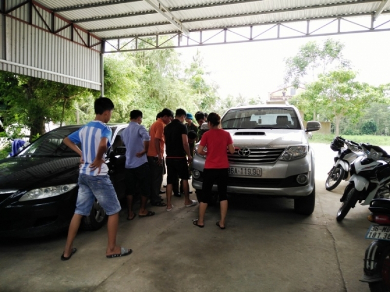 thanh hoa khoi to vu an nhom con do no sung vao nha dan