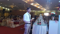 co giao 8x kiem nghe tho may ban hang online tiep thi thit lon