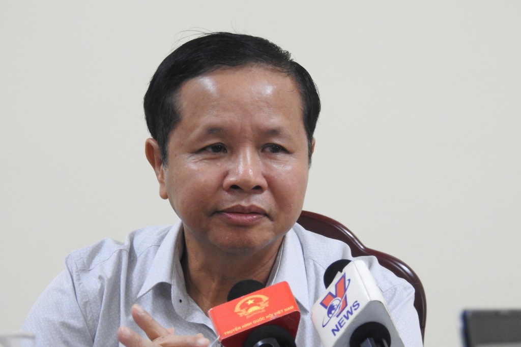 giam doc so giao duc hoa binh xin loi phu huynh hoc sinh va thay co ve vu sai pham cham thi